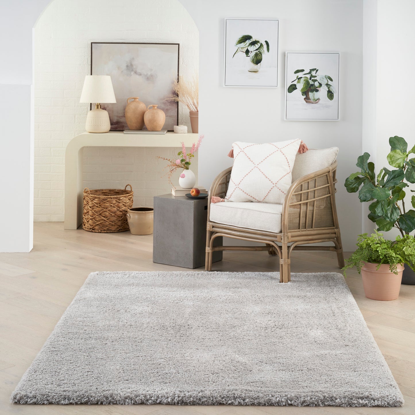 Nourison Dreamy Shag 5'3" x 7'3" Silver Shag Indoor Rug