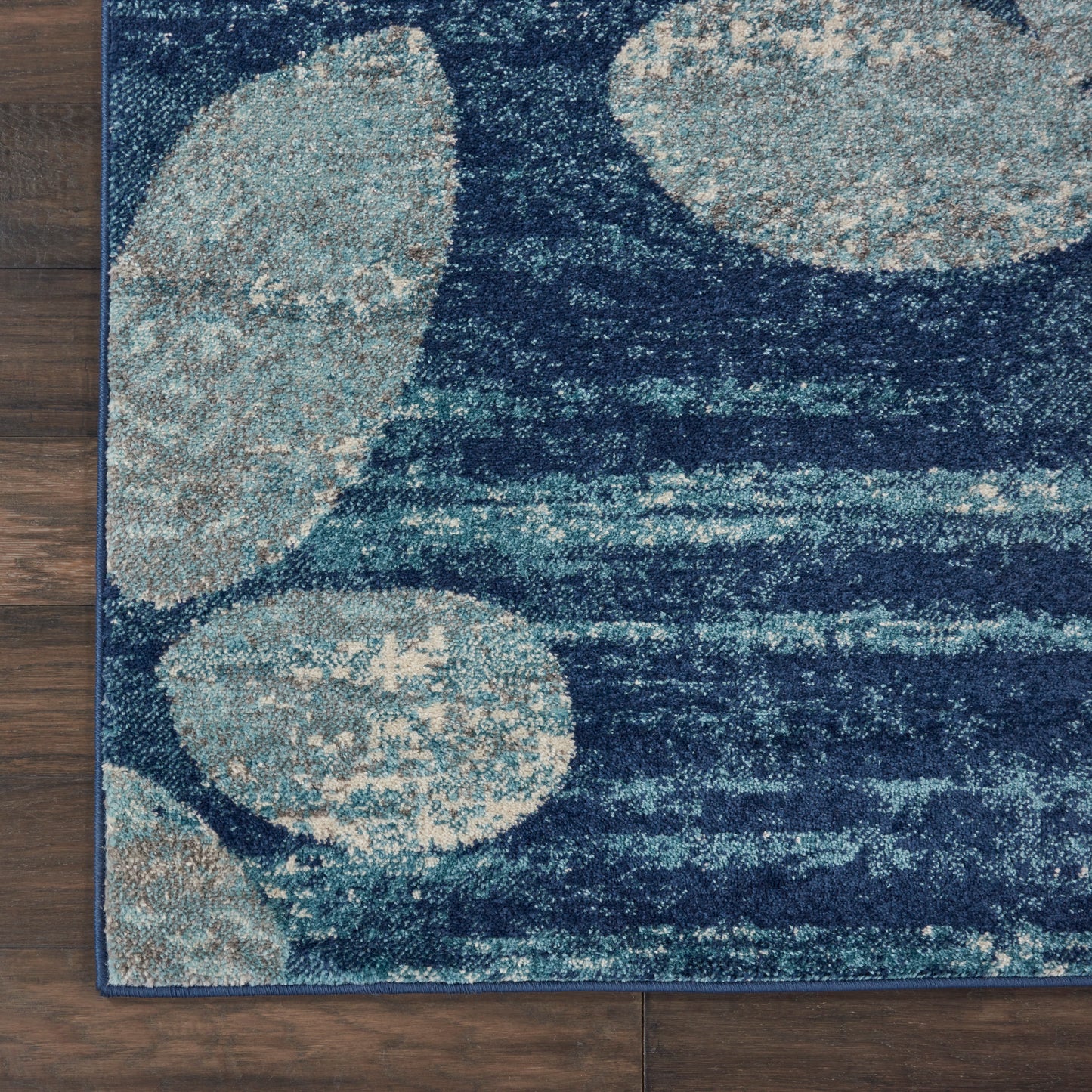 Nourison Tranquil 8' x 10' Navy/Light Blue Farmhouse Indoor Rug