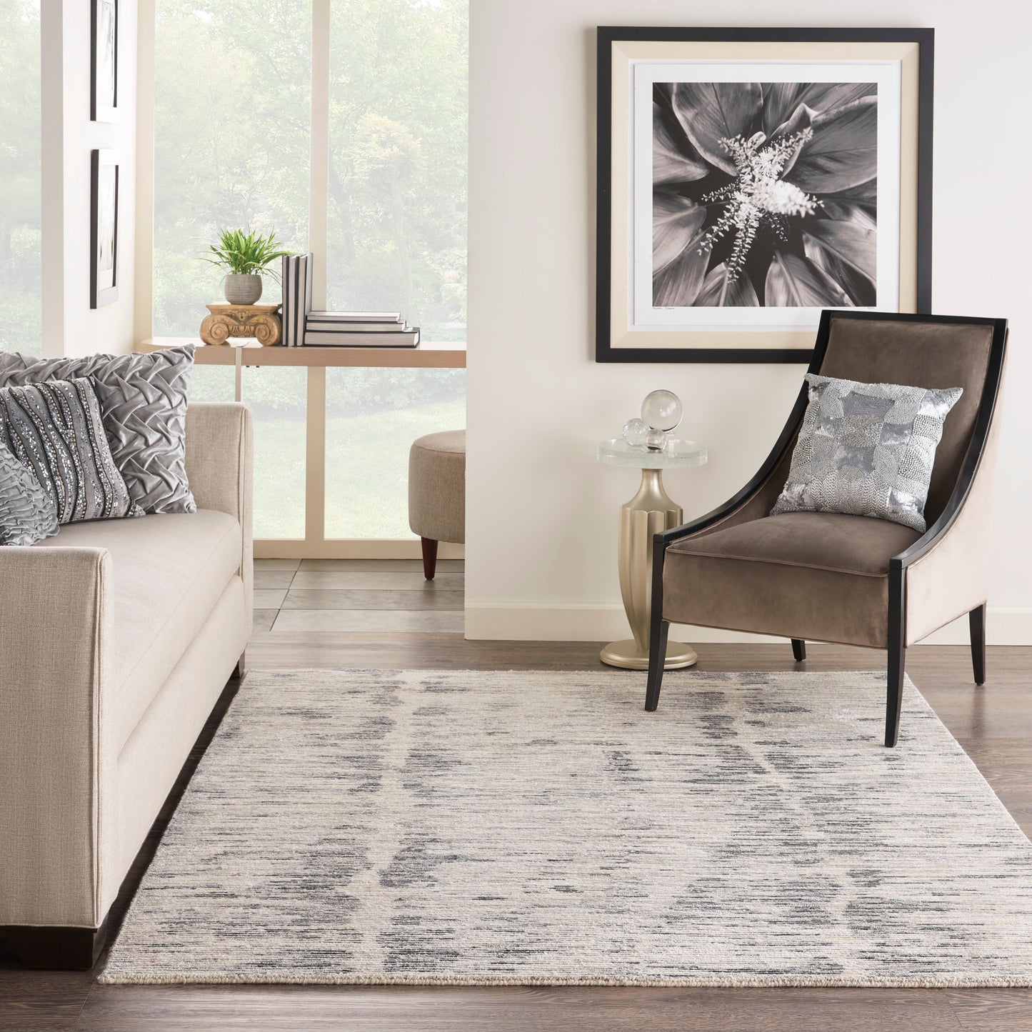 Nourison Ocean 5'6" x 7'5" Cream Charcoal Modern Indoor Rug