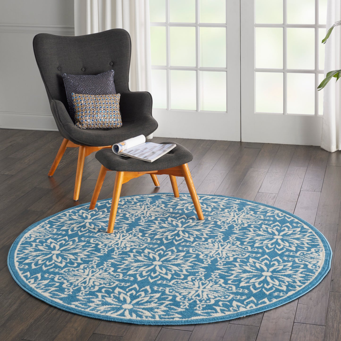 Nourison Jubilant 5'3" x Round Ivory Blue Farmhouse Indoor Rug