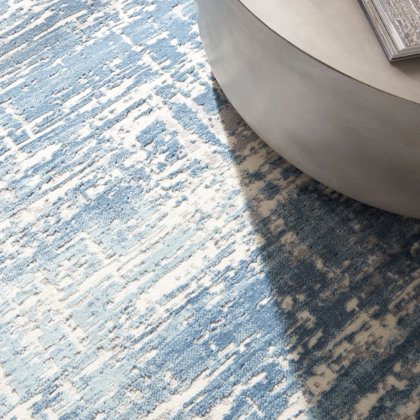 Calvin Klein CK005 Enchanting 5'3" x 7'3" Seaglass Ivory Modern Indoor Rug