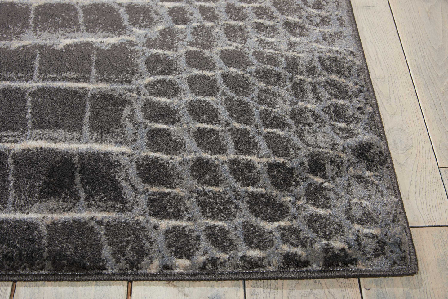 Nourison Maxell 5'3" x 7'3" Charcoal Modern Indoor Rug