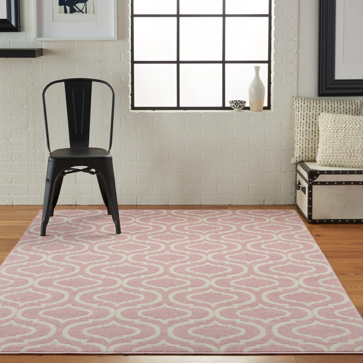 Nourison Jubilant 4' x 6' Pink Contemporary Indoor Rug
