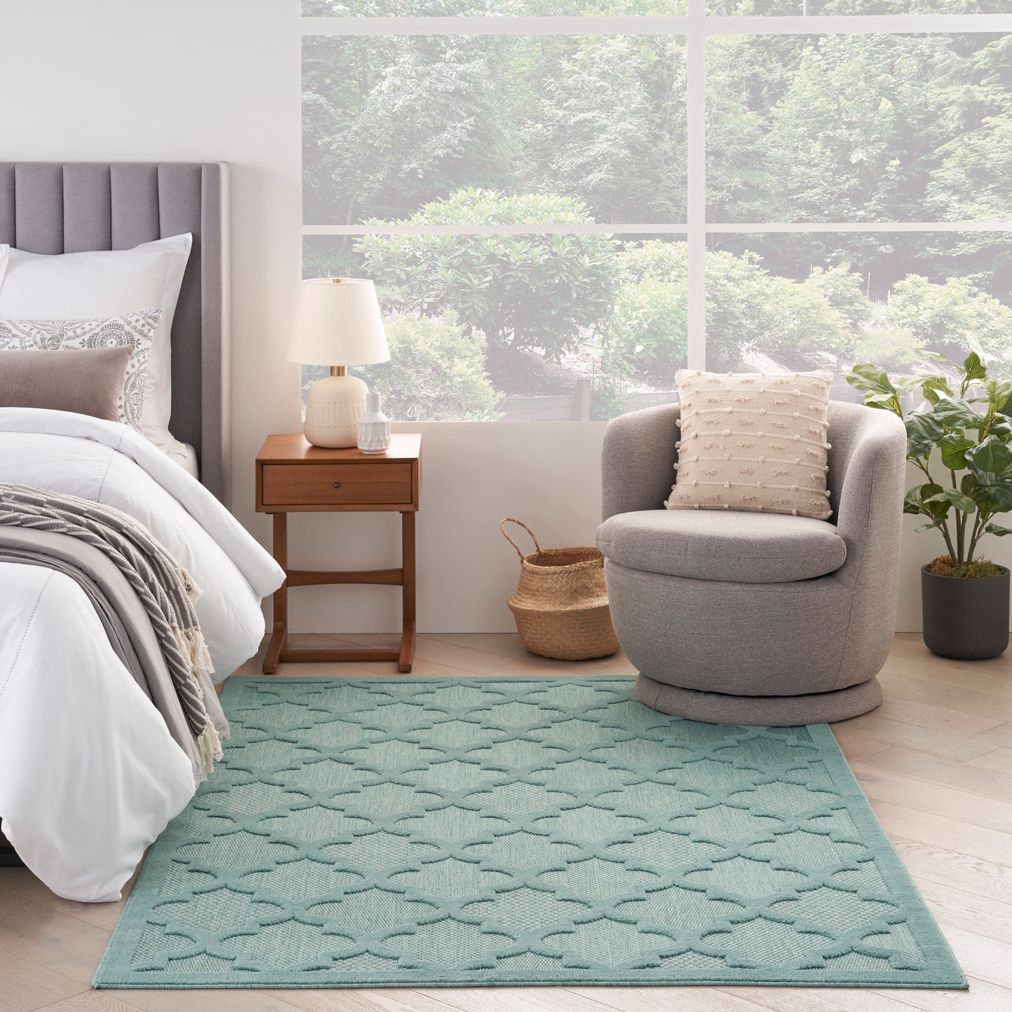 Nourison Easy Care 4' x 6' Aqua Teal Modern Rug