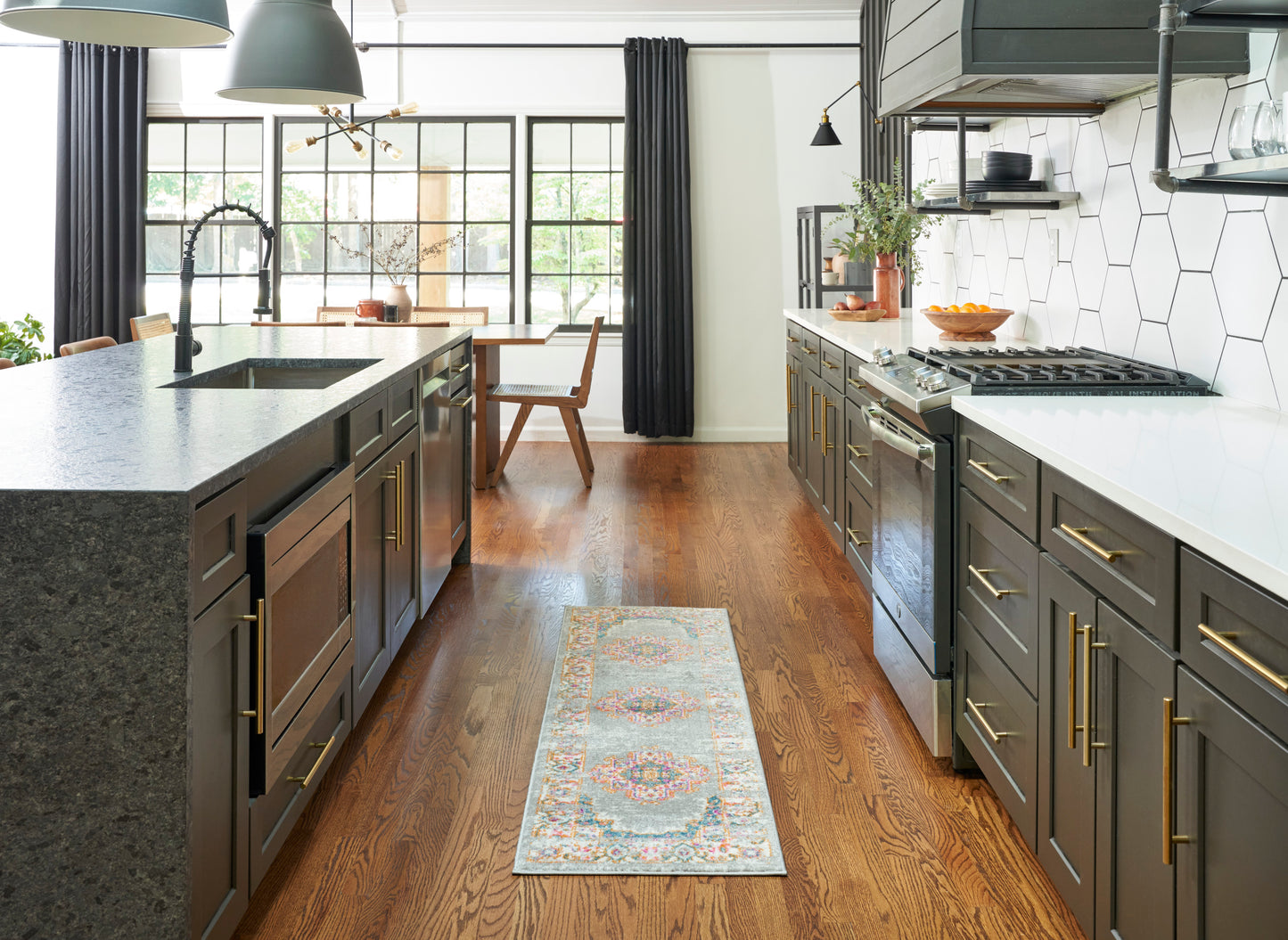 Nourison Passion 1'10" x 6' Grey Bohemian Indoor Rug