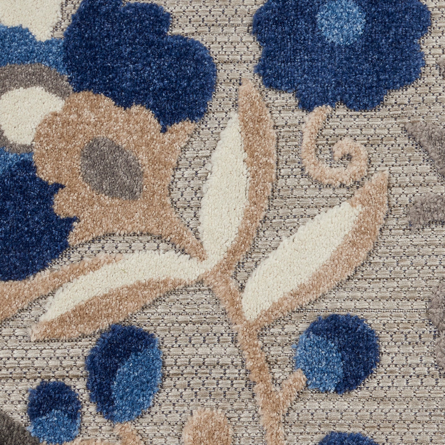 Nourison Aloha 7'10" x Round Natural Blue Farmhouse Rug