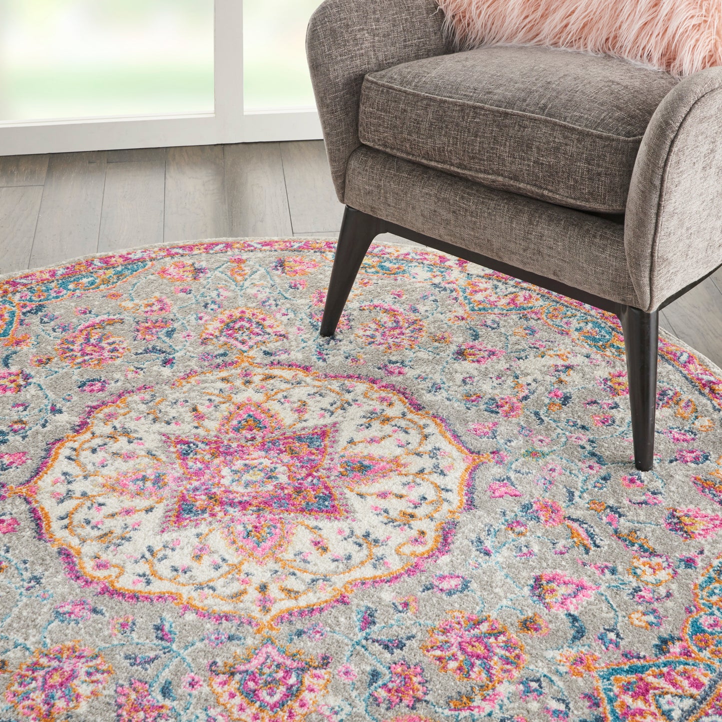 Nourison Passion 4' x Round Grey/Multi Transitional Indoor Rug