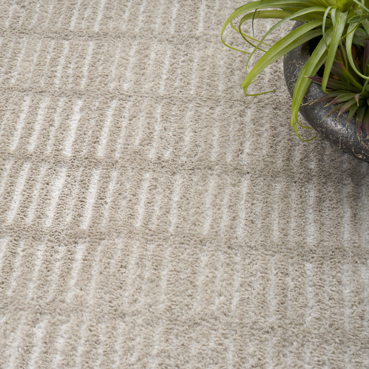 Nourison Modern Comfort 7'10" x 9'10" Grey Ivory Scandinavian Indoor Rug