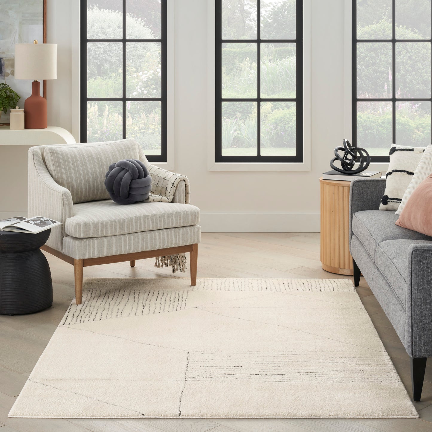 Nourison Modern Comfort 3'11" x 5'11" Ivory Black Scandinavian Indoor Rug
