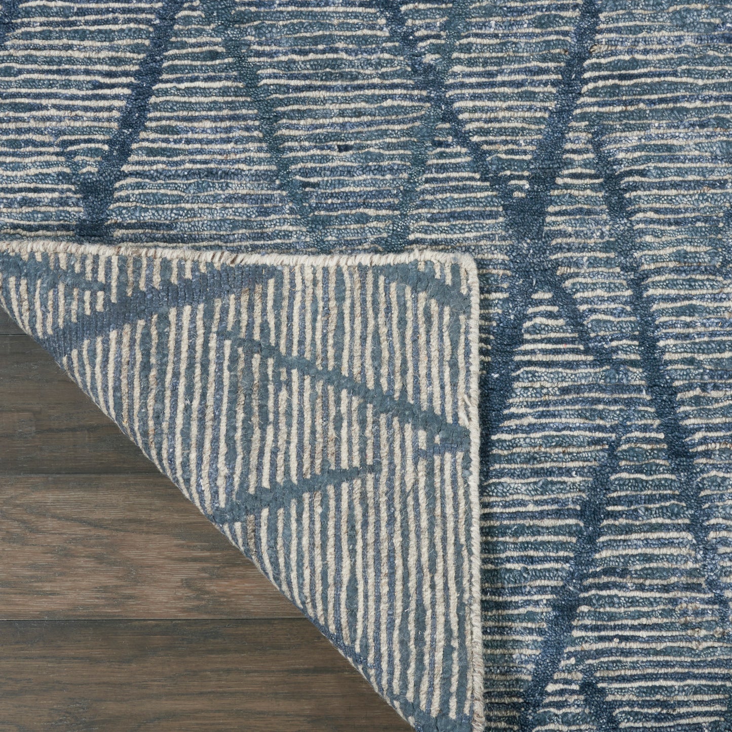 Nourison Ocean 2' x 3' Indigo Modern Indoor Rug