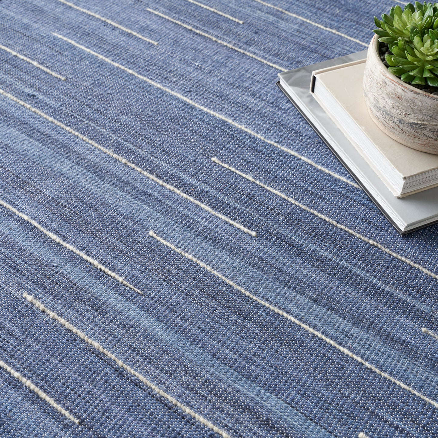 Nourison Interweave 6' x 9' Navy Modern Indoor Rug