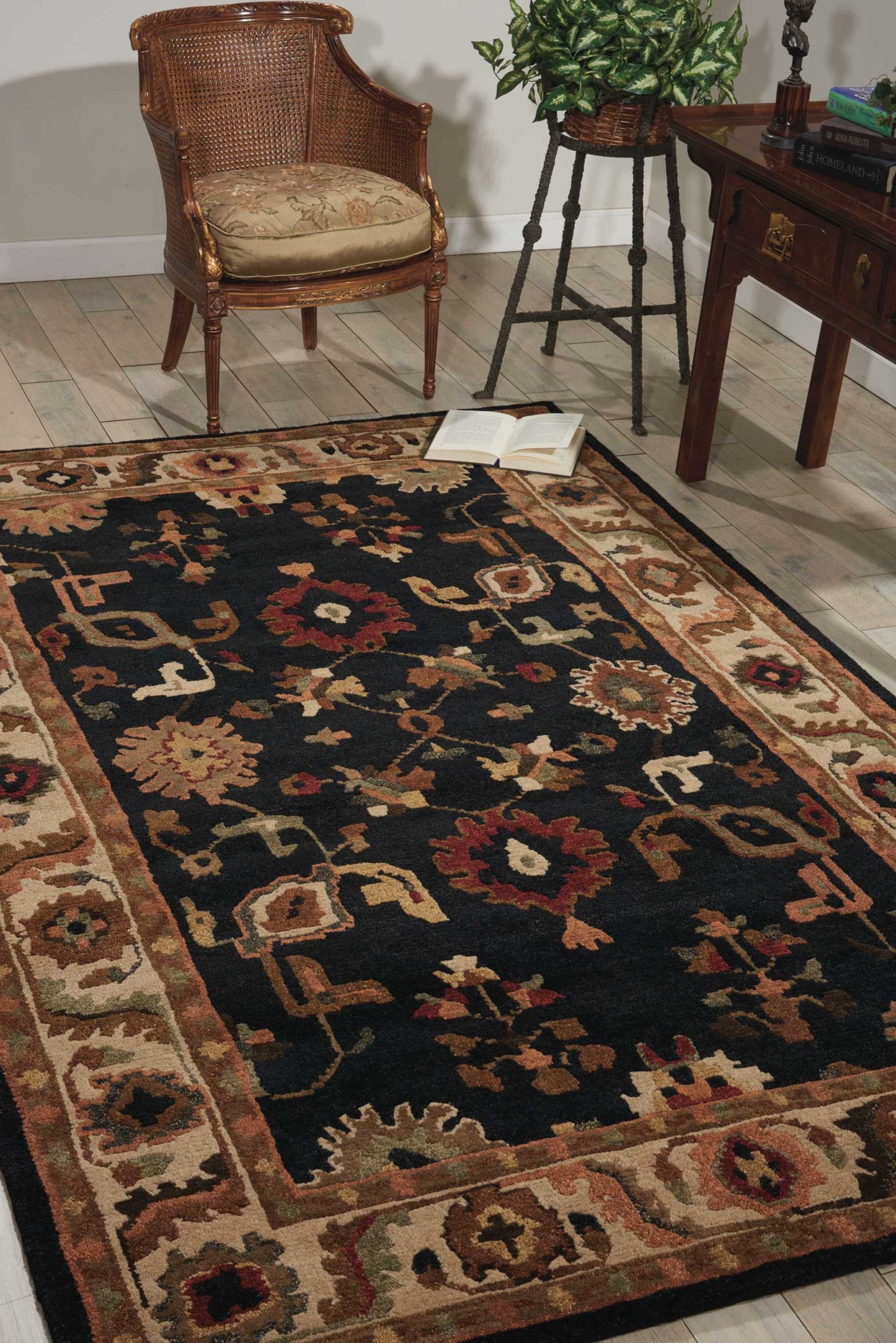 Nourison Tahoe 2'3" x 8' Black Traditional Indoor Rug