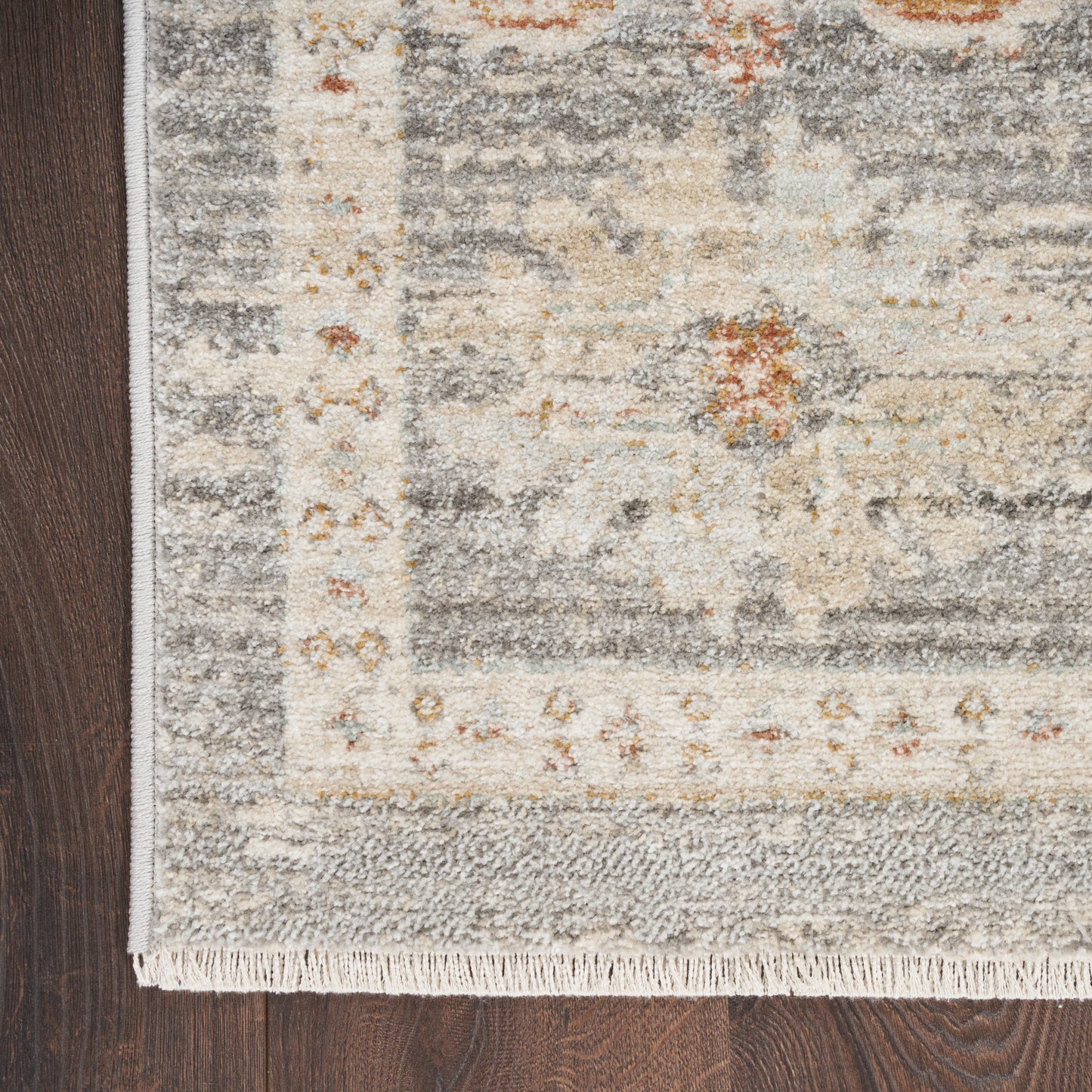 Nourison Traditional Home 5'3" x 7'10" Grey Vintage Indoor Rug