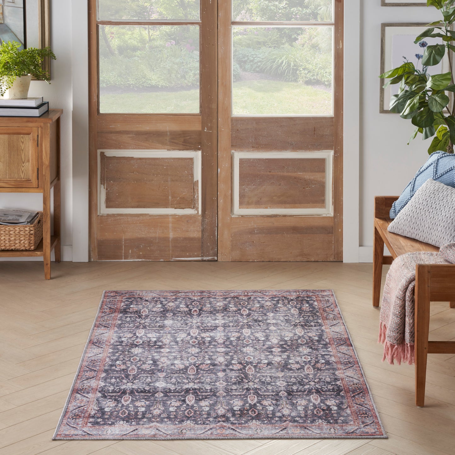 Nourison Grand Washables 4' x 6' Navy Ivory Vintage Indoor Rug