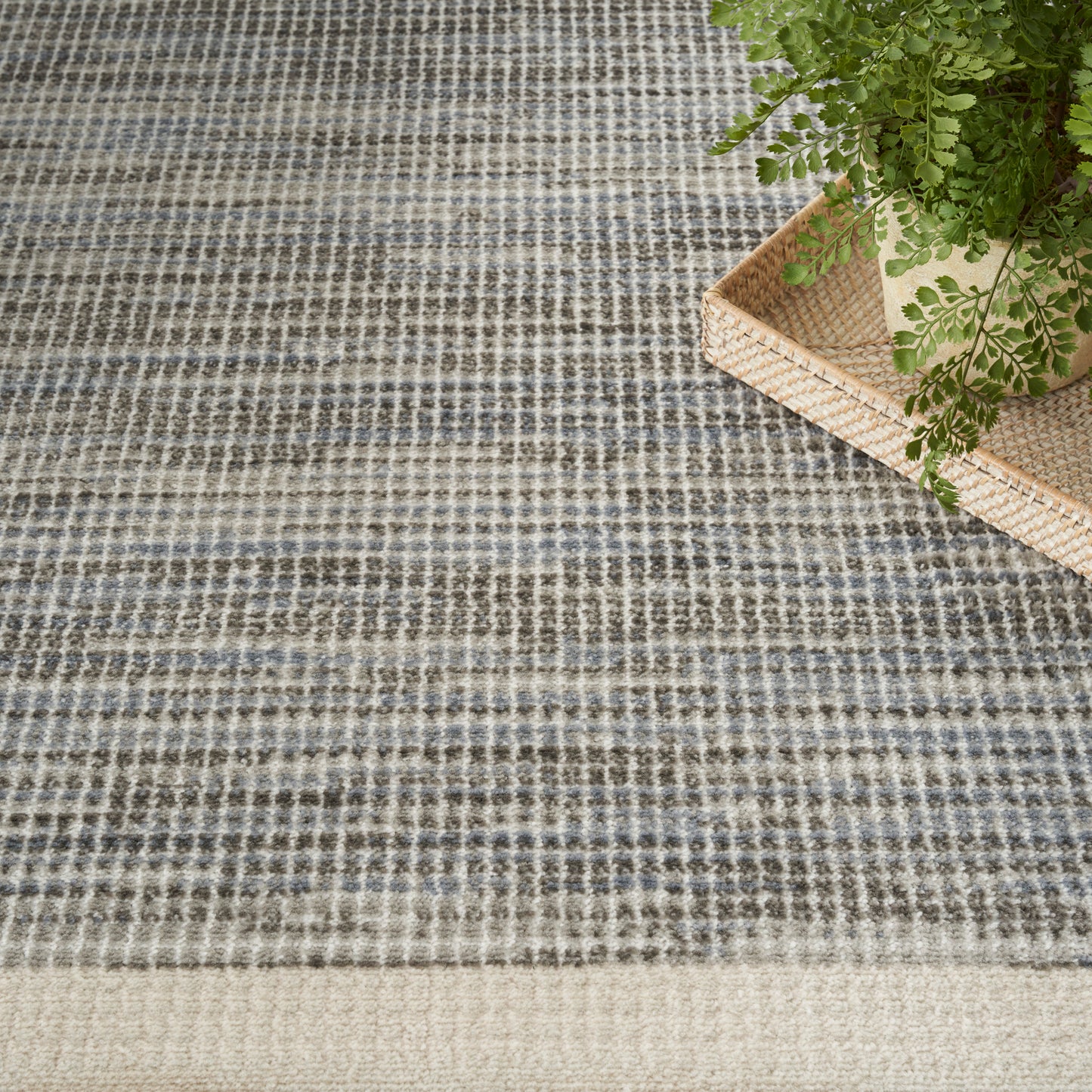 Nourison Serenity Home 5'3" x 7'3" Grey Ivory Modern Indoor Rug