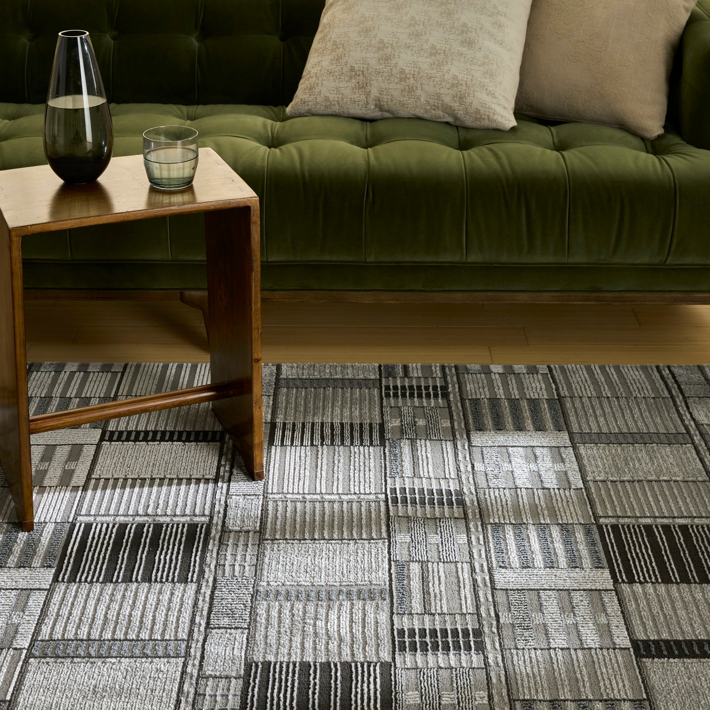 Nourison Nordic 4' x 6' Black Grey Modern Indoor Rug