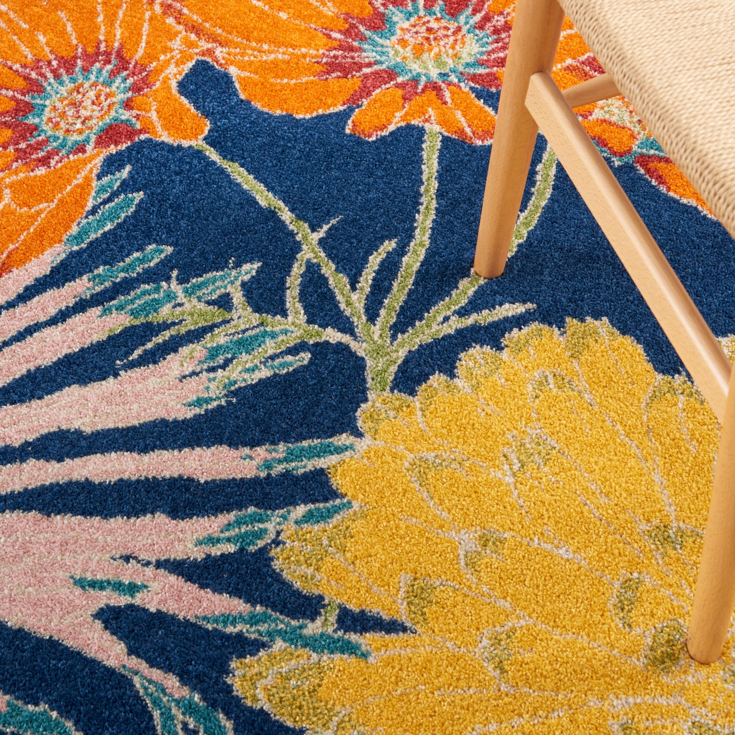 Nourison Allur 4' x 6' Navy Multicolor Contemporary Indoor Rug