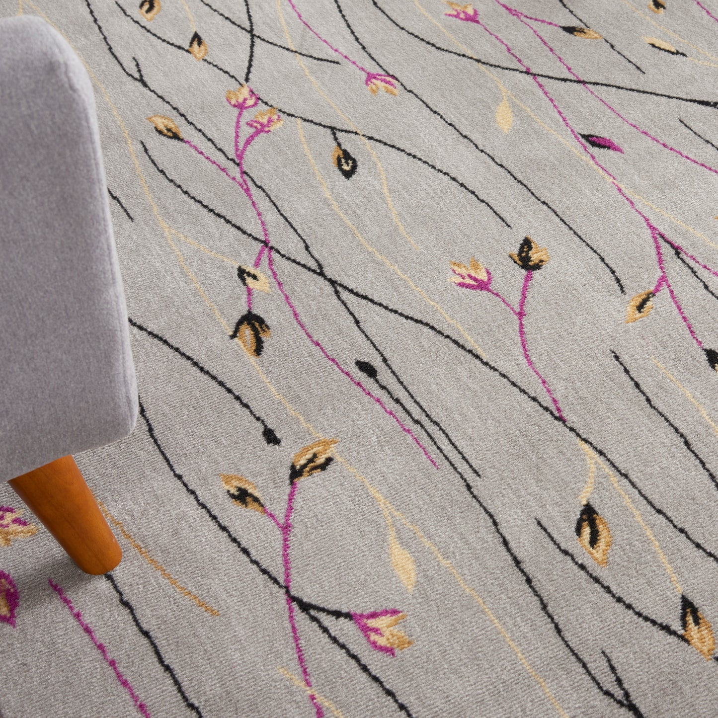 Nourison Grafix 7' x 10' Grey Contemporary Indoor Rug