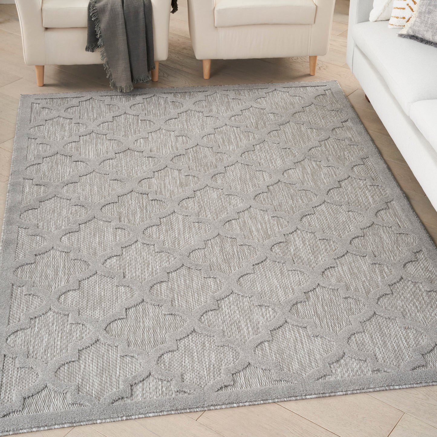 Nourison Easy Care 4' x 6' Silver Grey Modern Rug