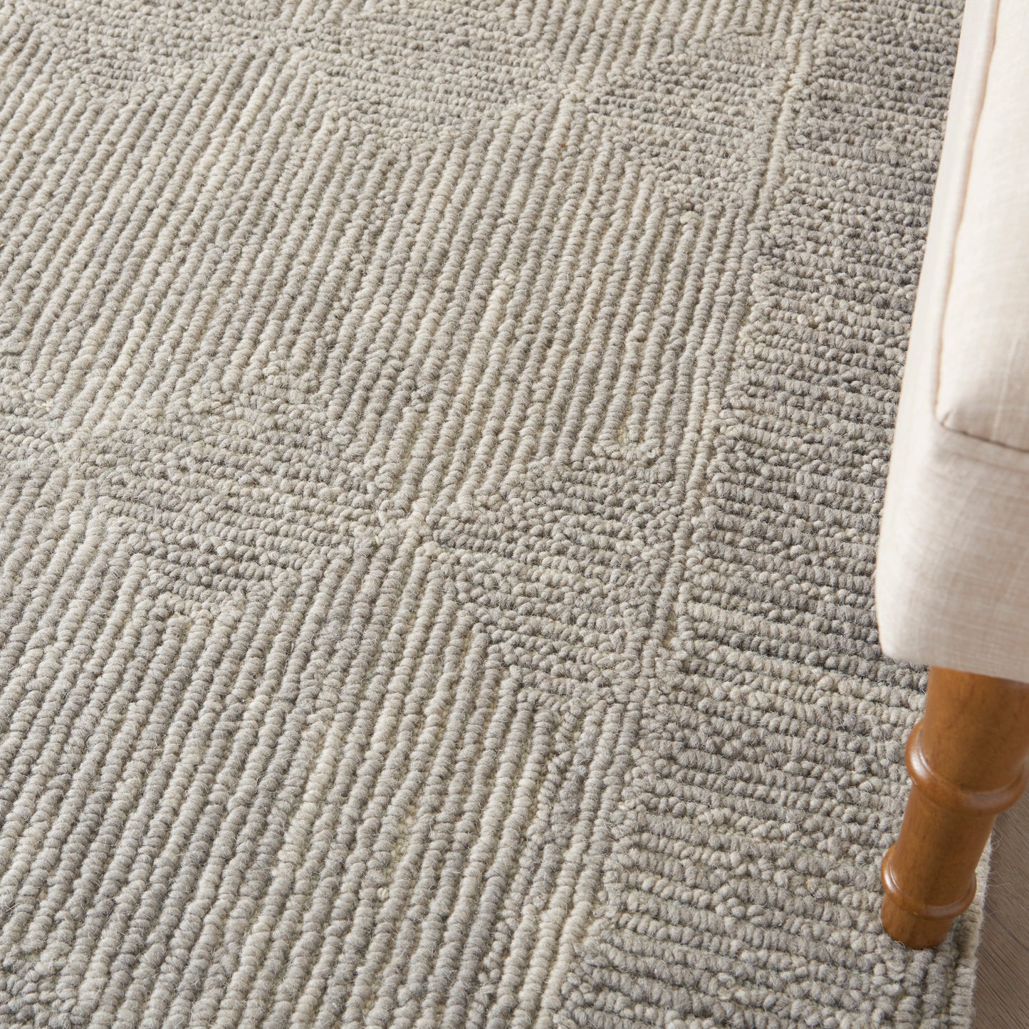 Nourison Colorado 5'3" x 7'3" Grey Modern Indoor Rug