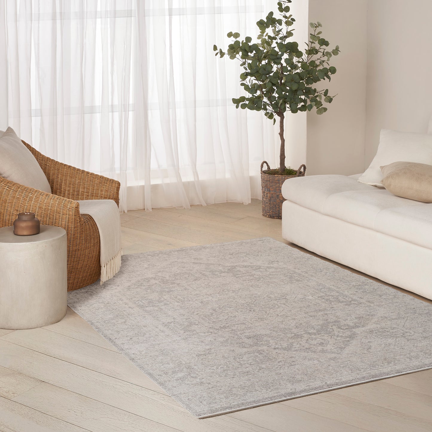 DKNY Pure Shades 5'3" x 7'8" Grey Vintage Indoor Rug