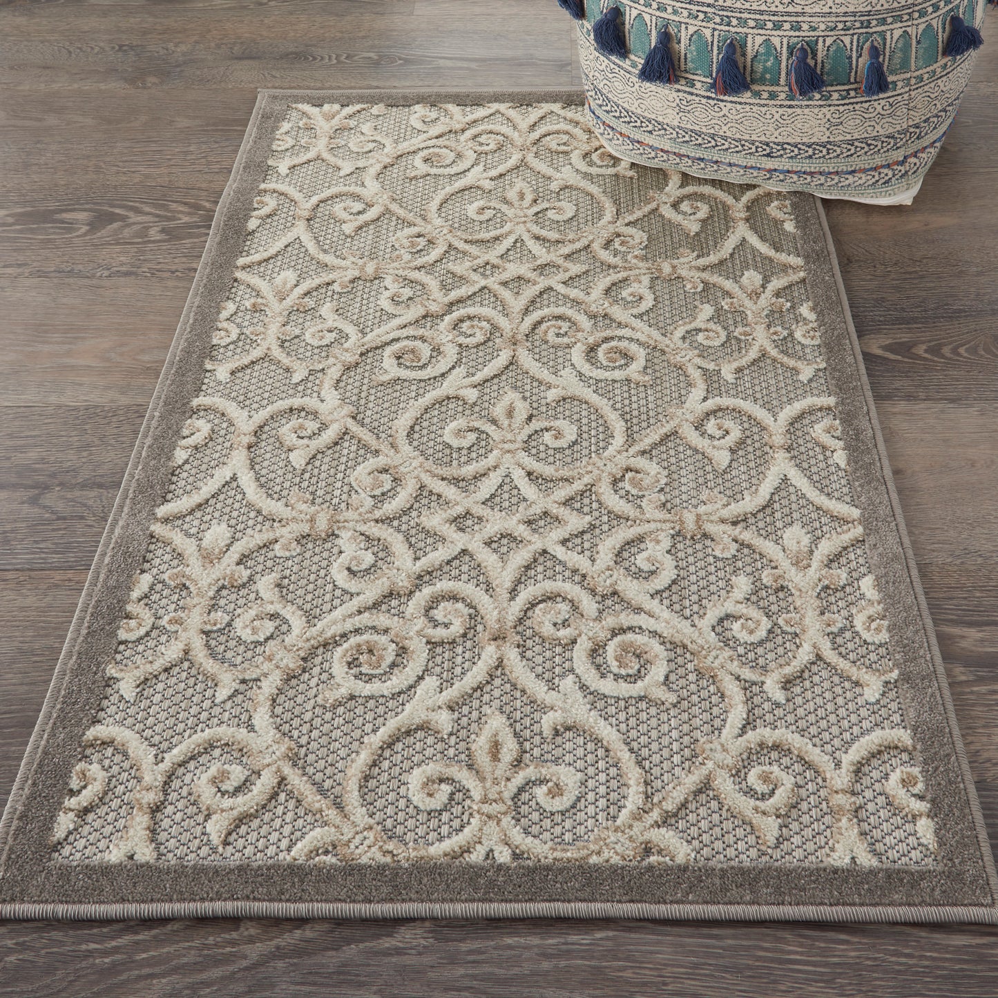 Nourison Aloha 2'8" x 4' Natural Contemporary Rug