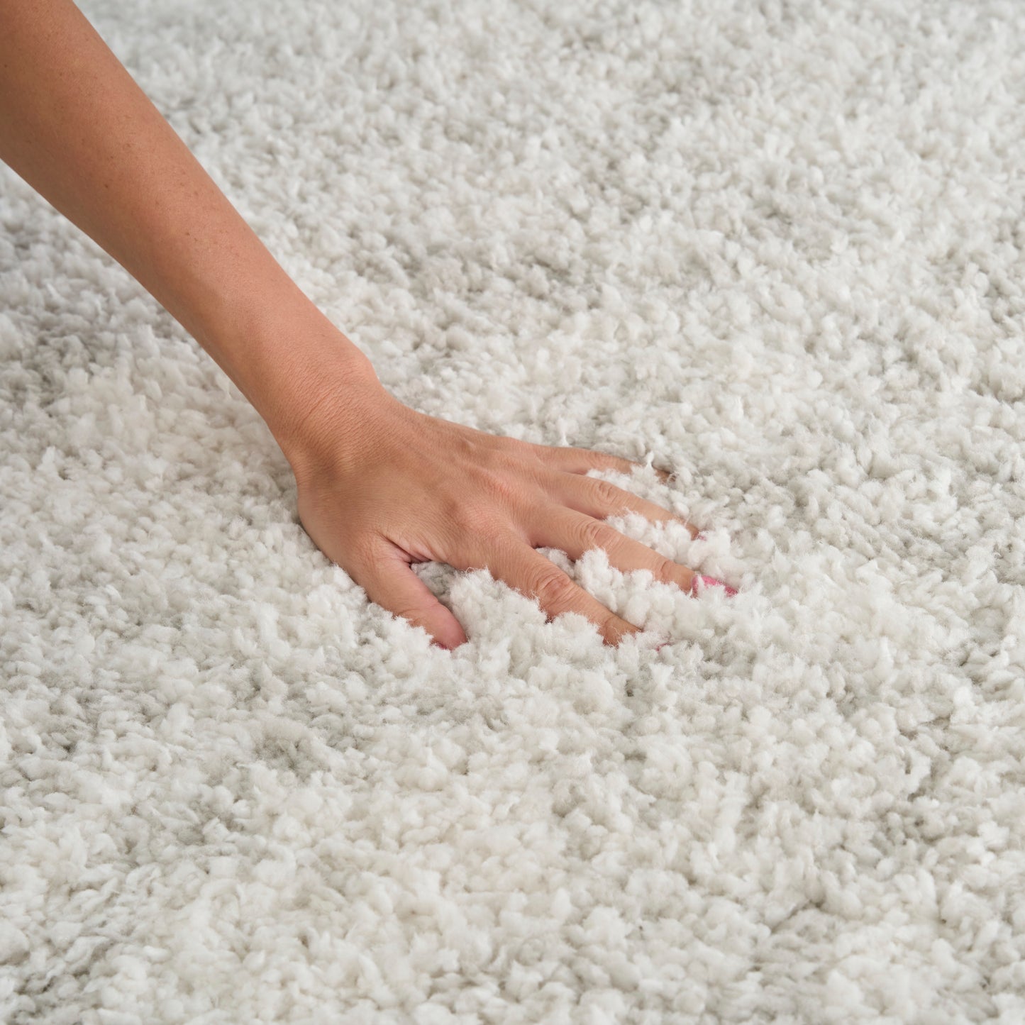 Nourison Modern Shag 7'10" x 9'10" Ivory Grey Modern Indoor Rug