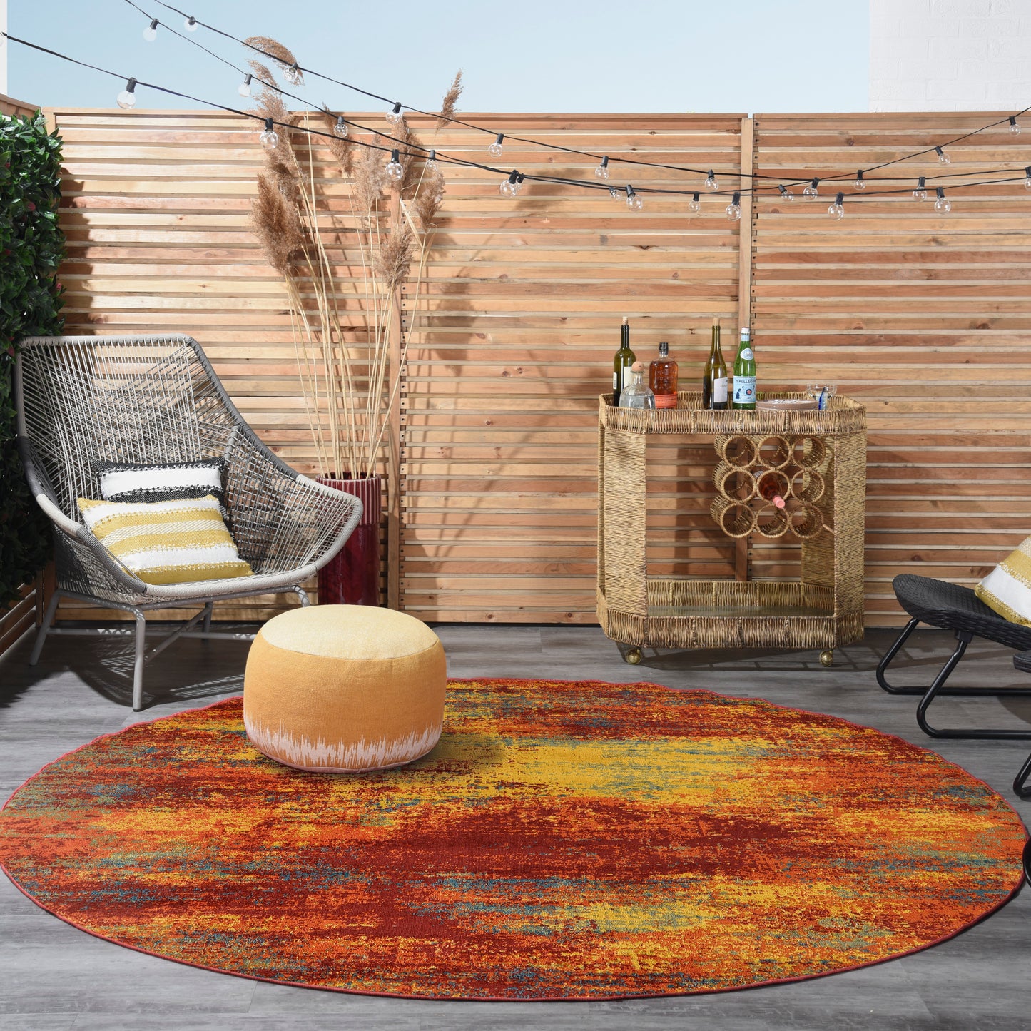 Nourison Nourison Essentials 8' x Round Flame Modern Rug