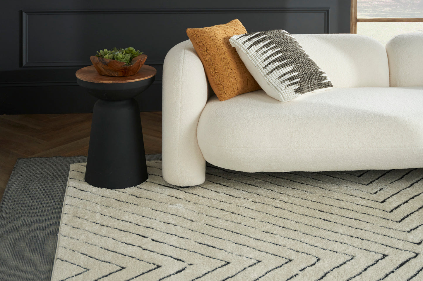 Nourison Modern Comfort 3'11" x 5'11" Ivory Black Scandinavian Indoor Rug