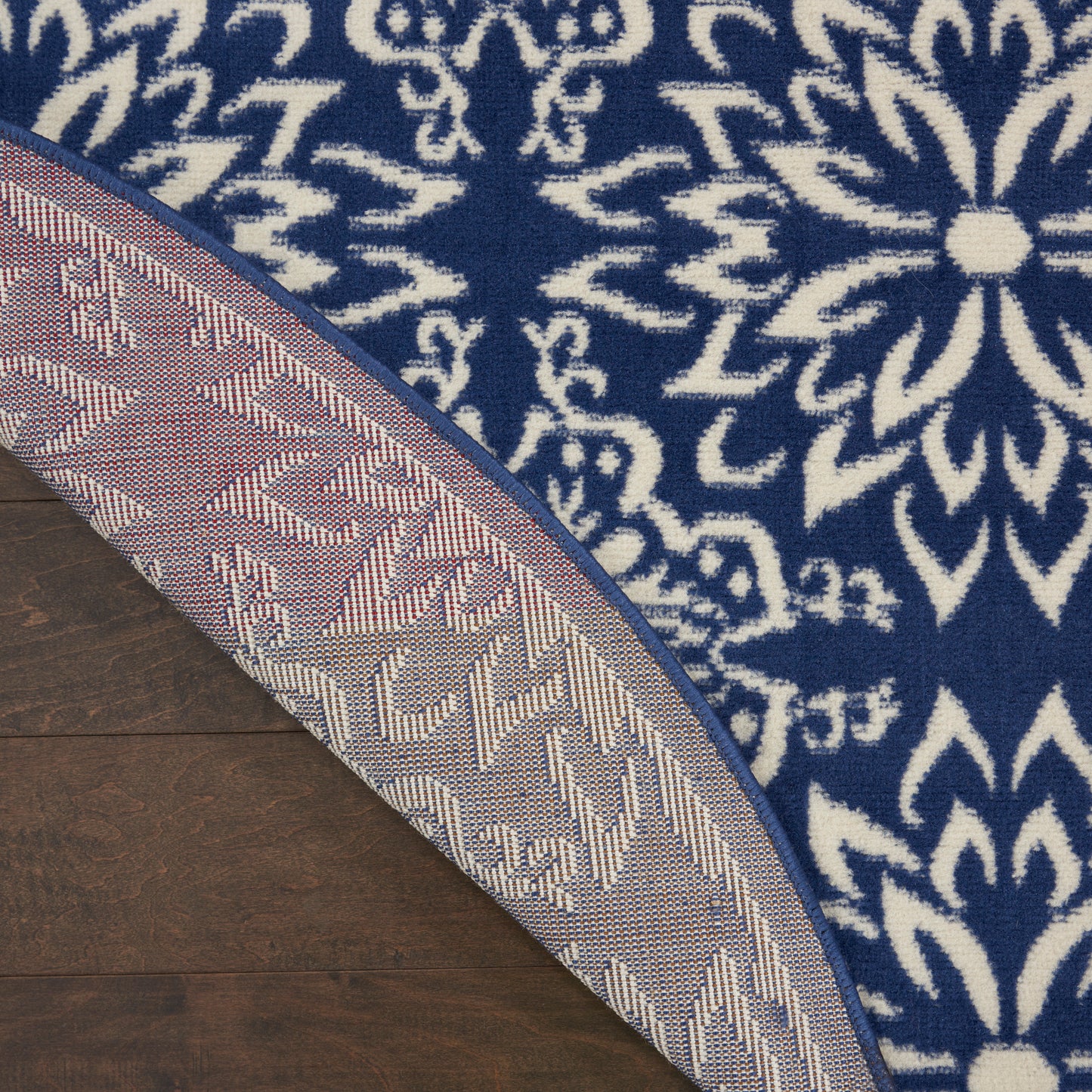 Nourison Jubilant 5'3" x Round Navy/Ivory Farmhouse Indoor Rug