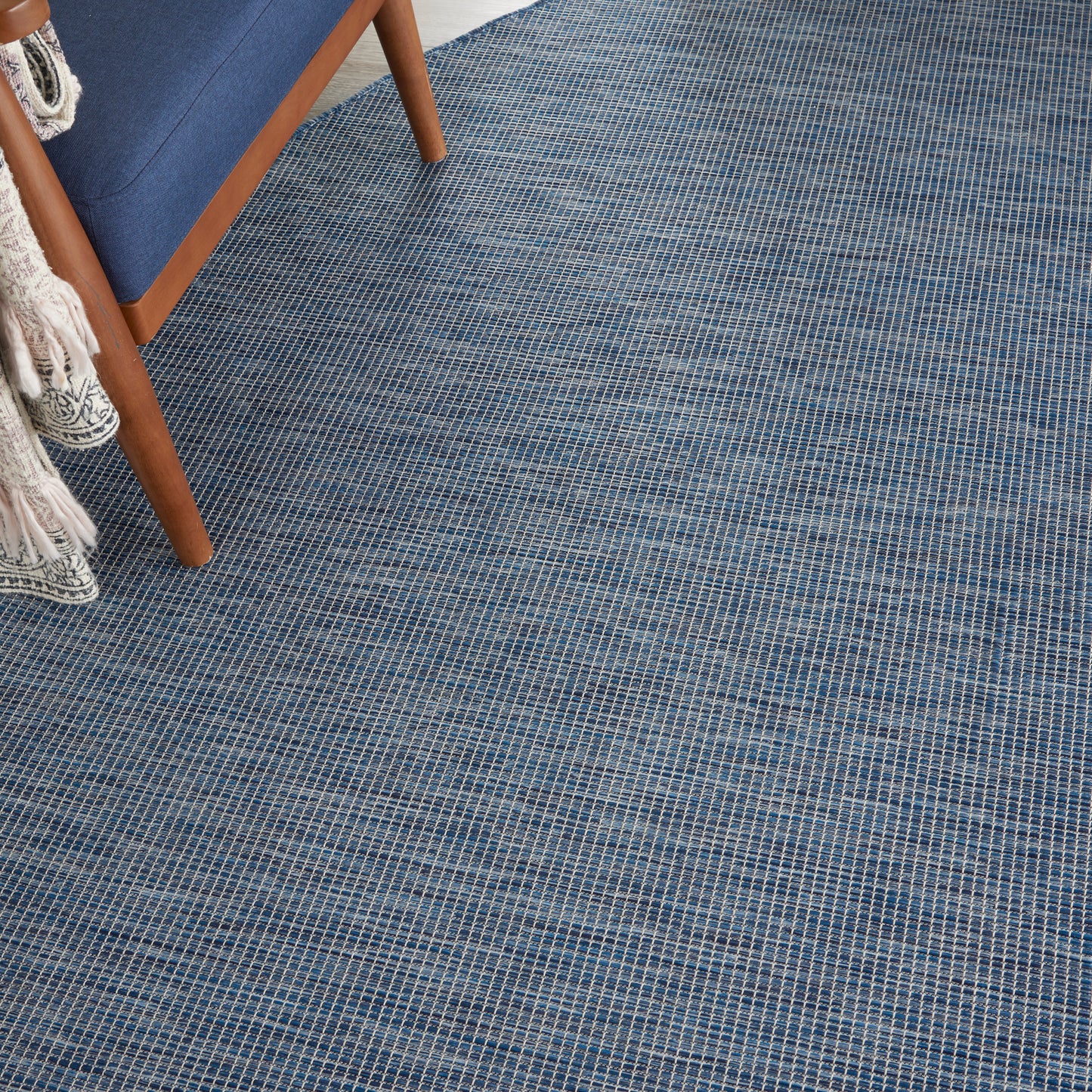 Nourison Positano 8' x Round Navy Blue Modern Rug