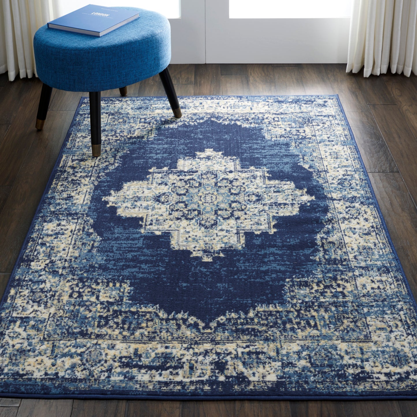 Nourison Grafix 5'3" x 7'3" Navy Blue Vintage Indoor Rug