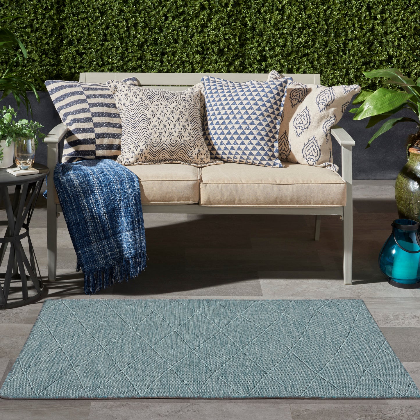 Nourison Washable Solutions 3' x 5' Aqua Modern Rug