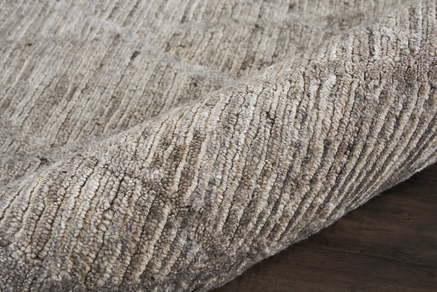 Nourison Ocean 2' x 3' Ash Modern Indoor Rug