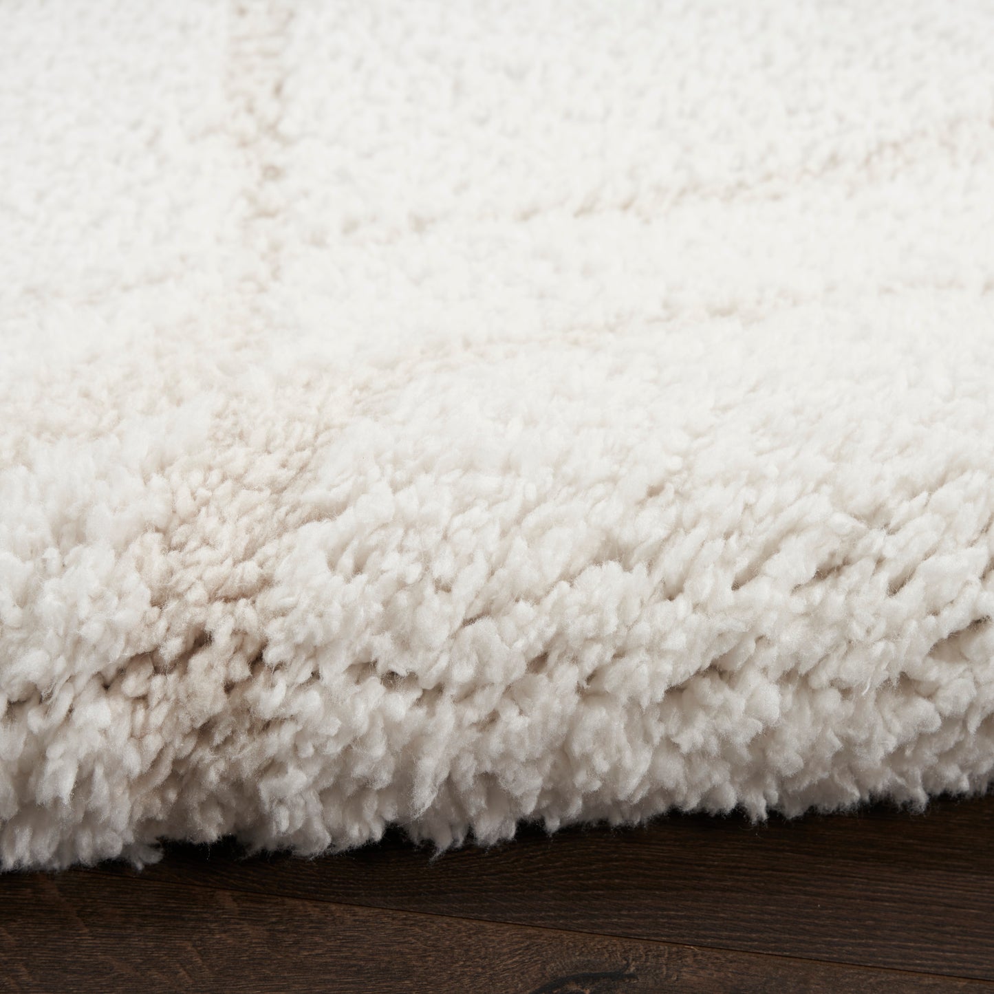 Nourison Modern Shag 5'3" x 7' Ivory Beige Modern Indoor Rug