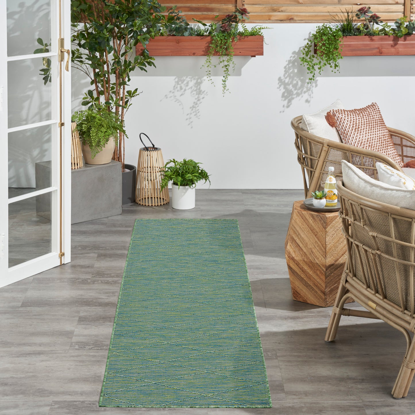 Nourison Washable Solutions 2'2" x 8' Blue/Green Modern Rug