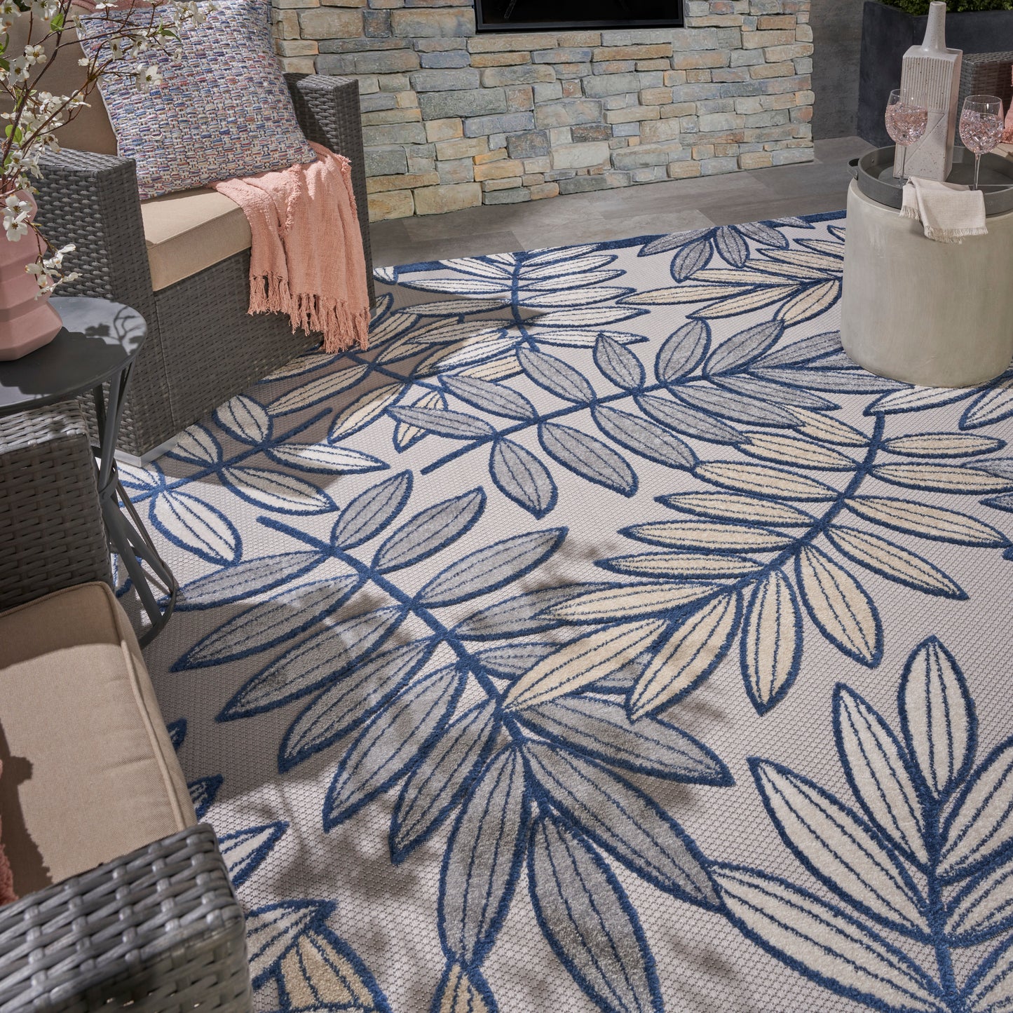 Nourison Aloha 7' x 10' Ivory/Navy Tropical Rug