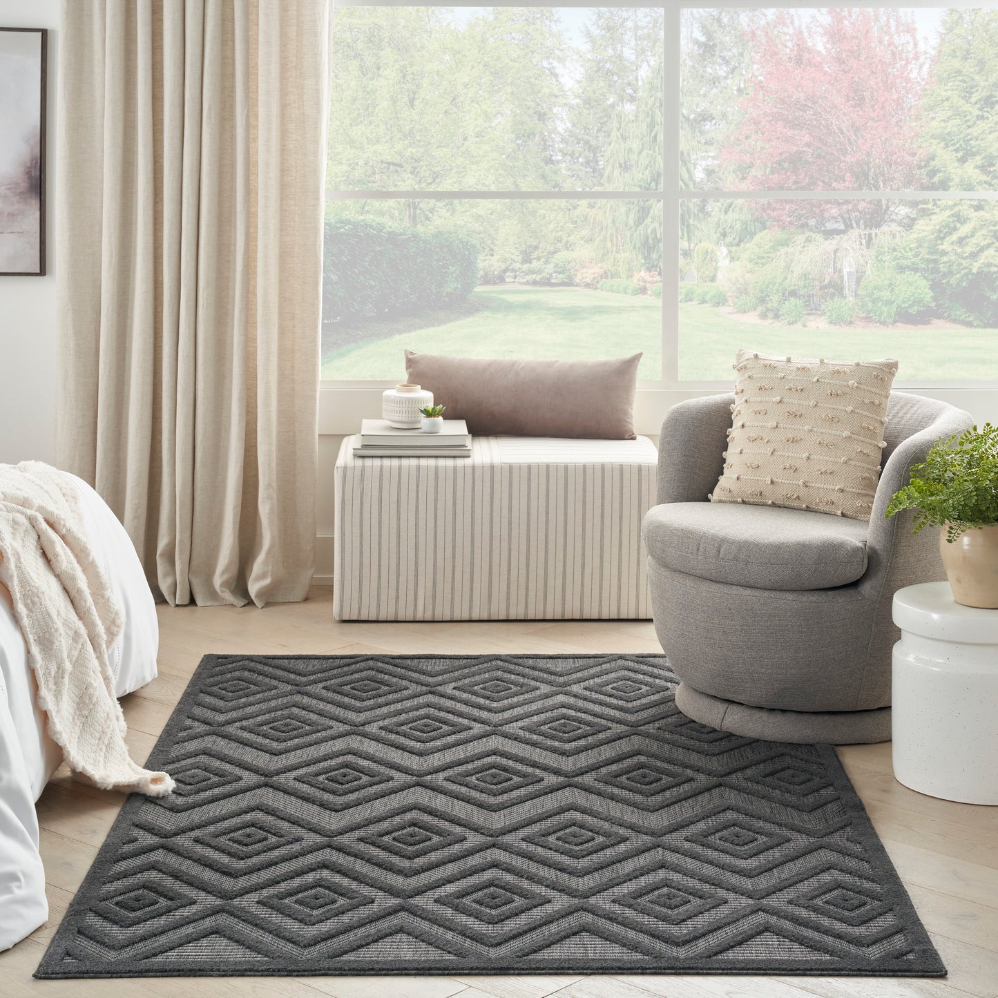 Nourison Versatile 4' x 6' Charcoal Black Modern Rug