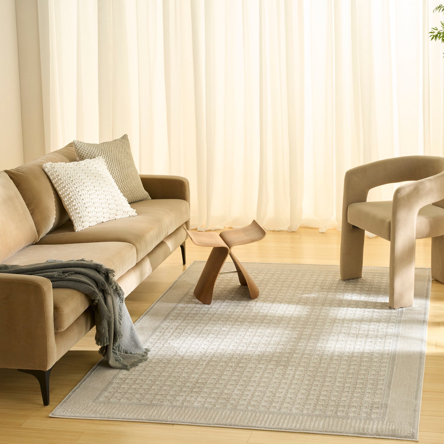 Nourison Nordic 5' x 7' Beige Modern Indoor Rug