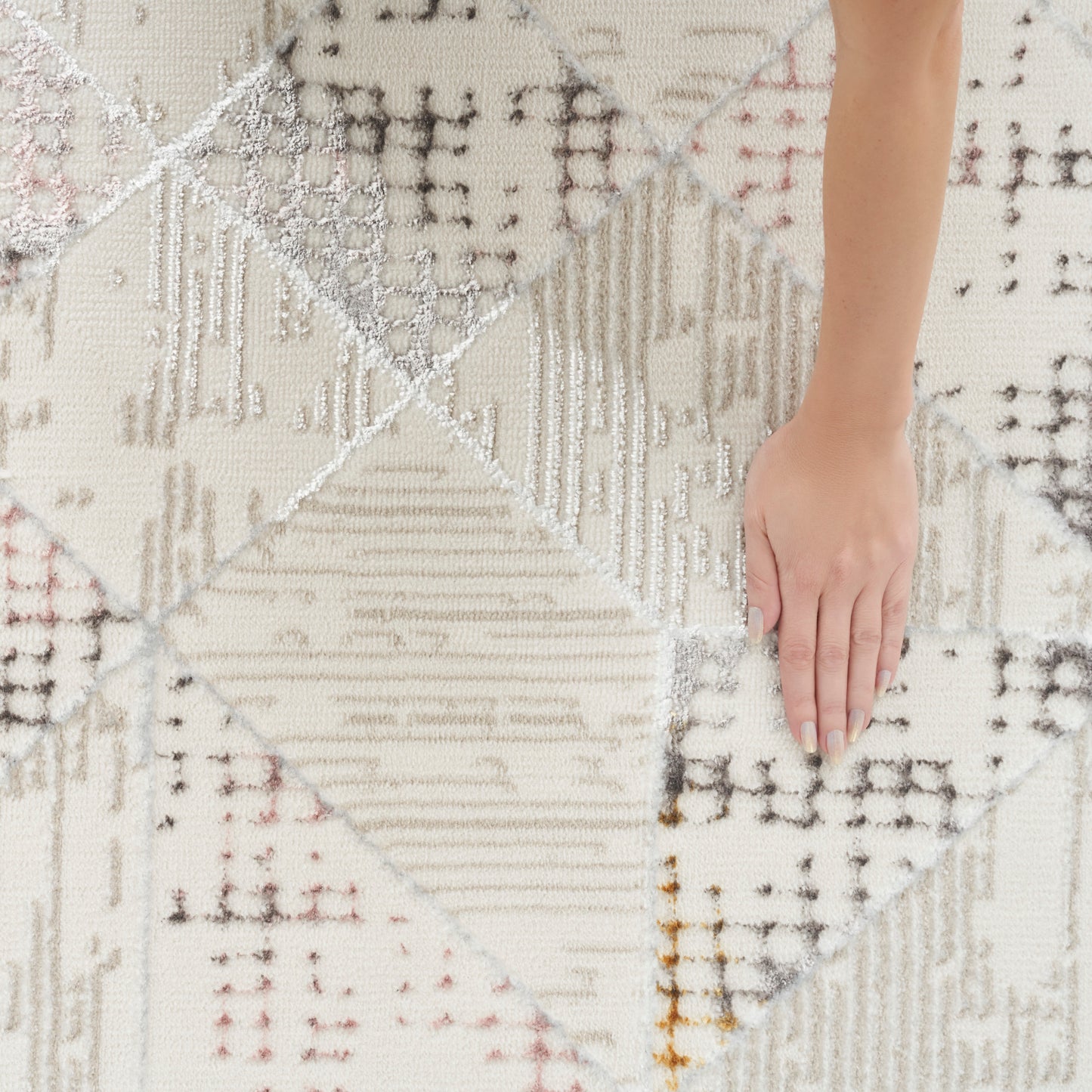Nourison Glitz 3'11" x 5'11" Ivory/Multi Contemporary Indoor Rug