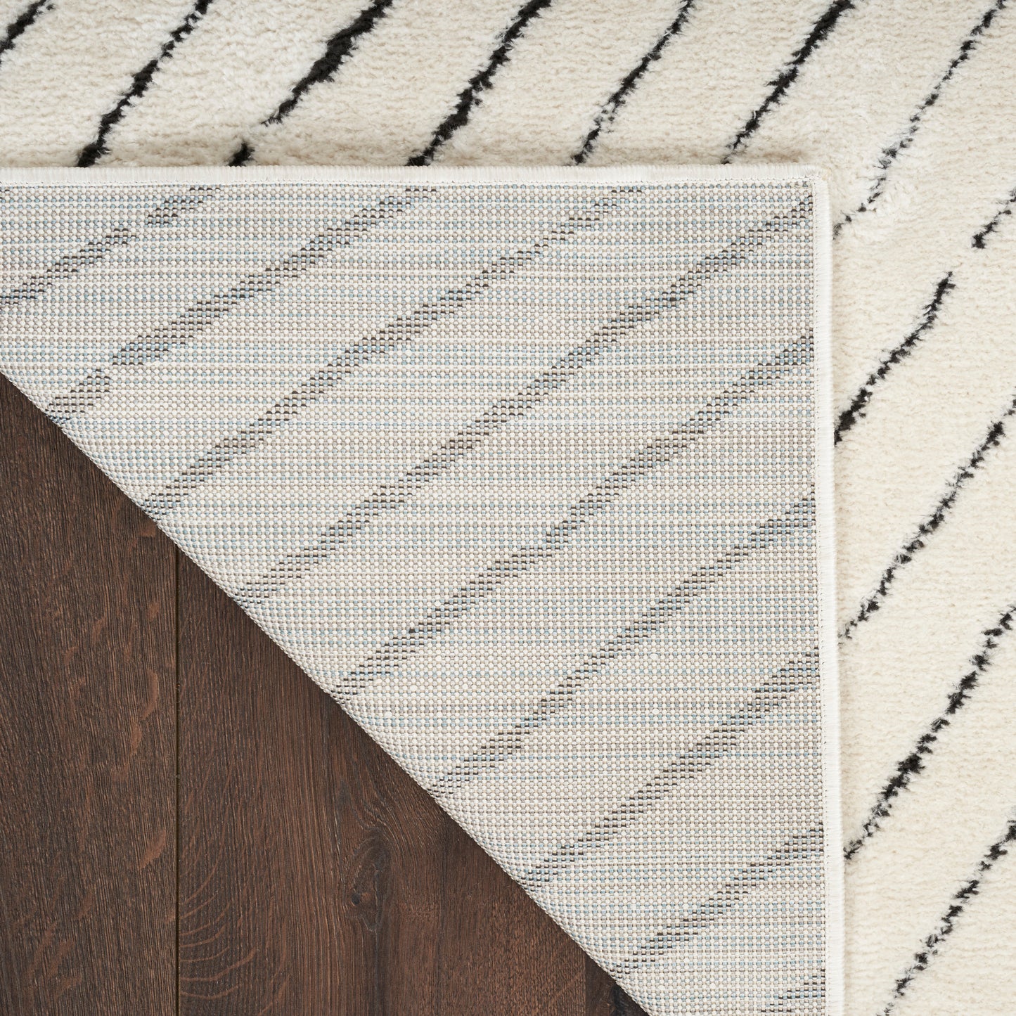 Nourison Modern Comfort 3'11" x 5'11" Ivory Black Scandinavian Indoor Rug