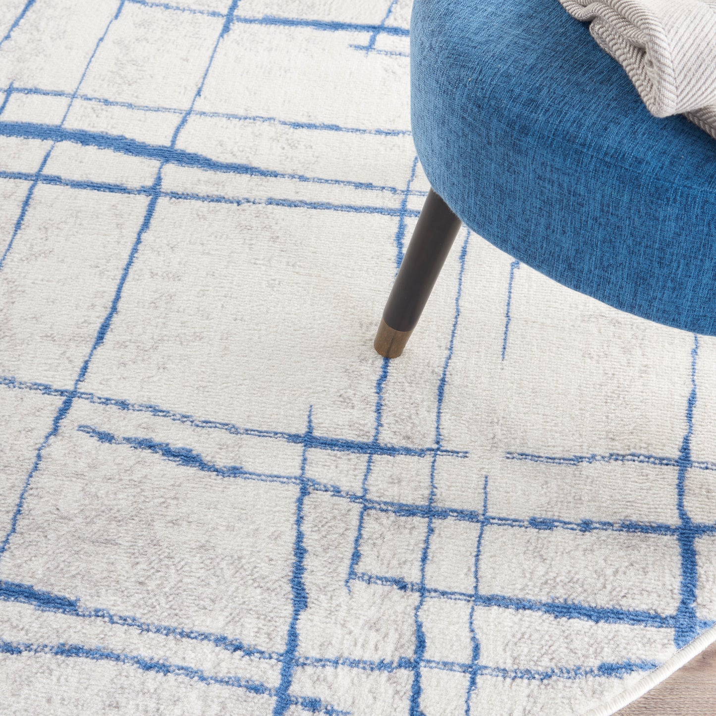 Nourison Whimsicle 5' x Round Ivory Blue Modern Indoor Rug