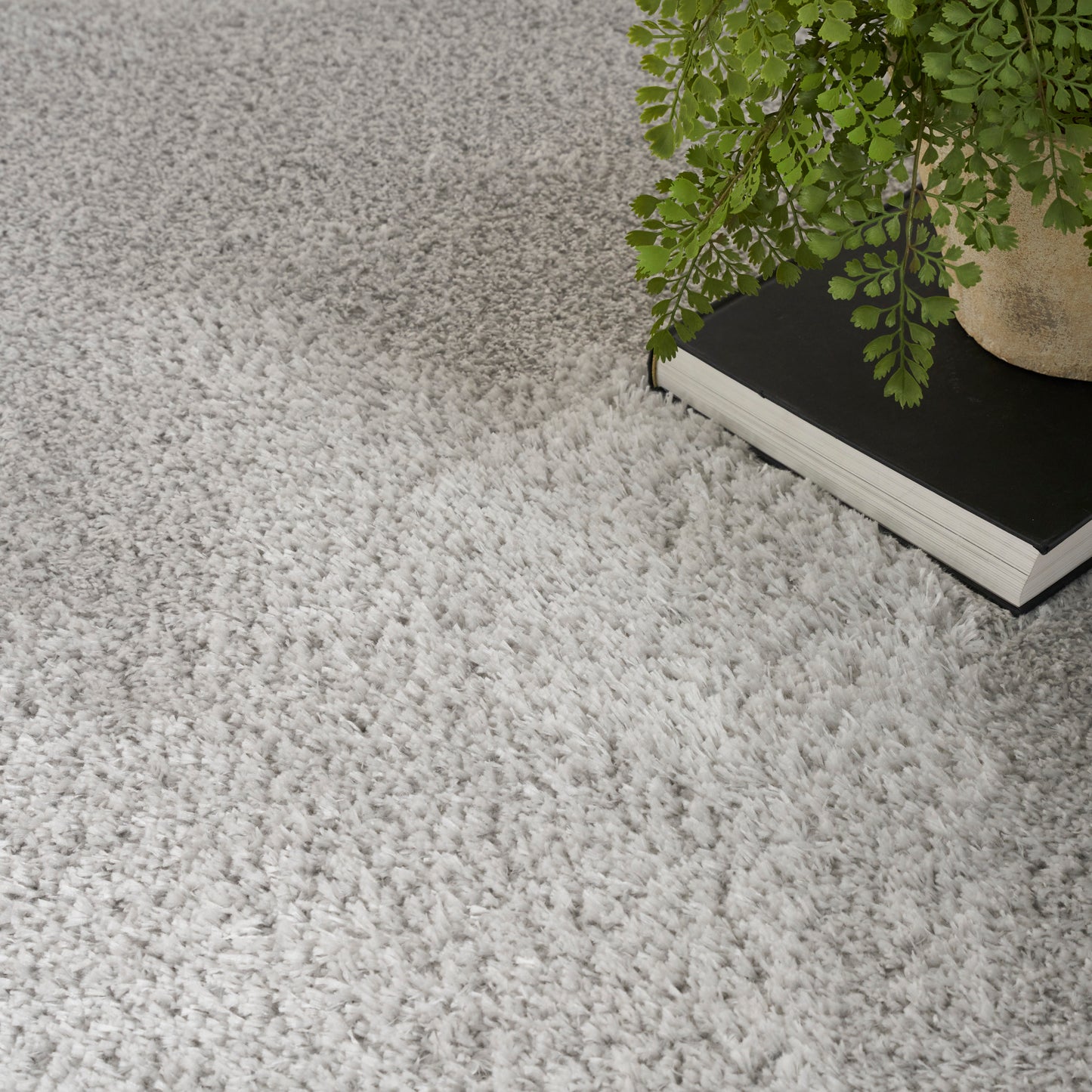 Nourison Pacific Shag 7'10" x 9'10" Silver Shag Indoor Rug