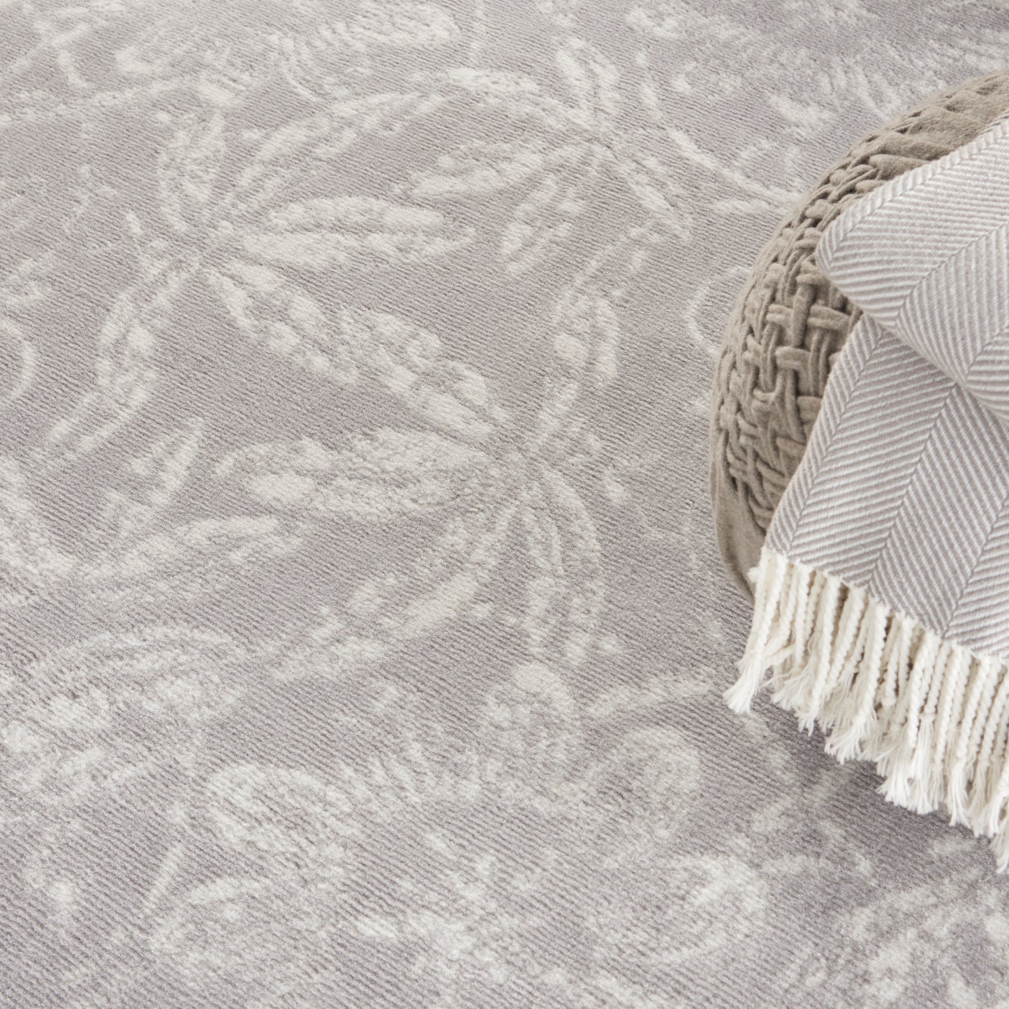 Nourison Whimsicle 5' x Round Grey Farmhouse Indoor Rug