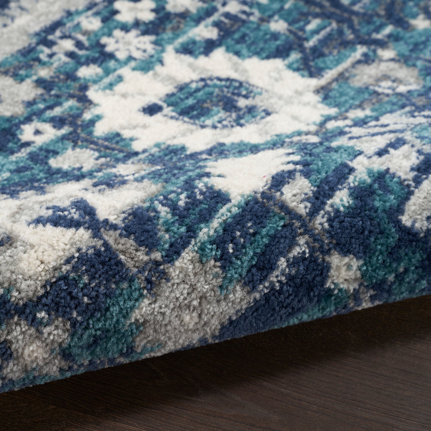 Nourison Passion 5'3" x 7'3" Surf Bohemian Indoor Rug