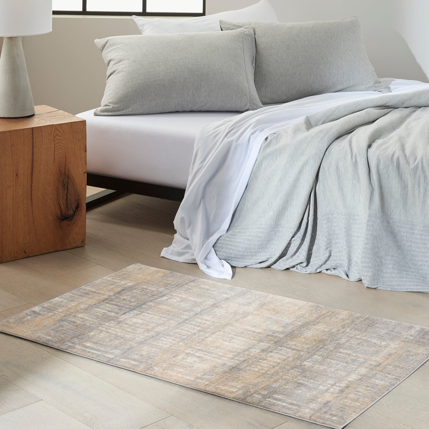 Calvin Klein CK005 Enchanting 3'2" x 5' Grey Ivory Modern Indoor Rug