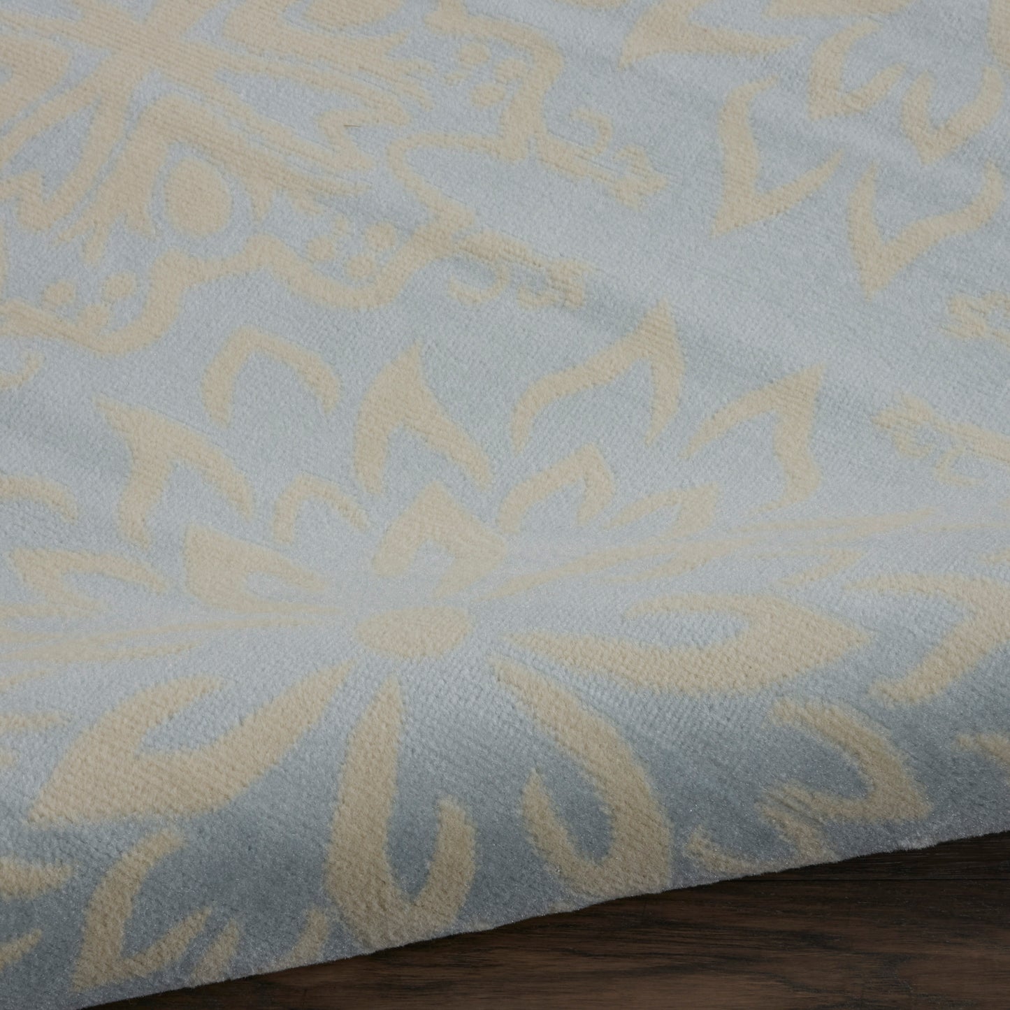 Nourison Jubilant 7'10" x 9'10" Ivory/Light Blue Farmhouse Indoor Rug