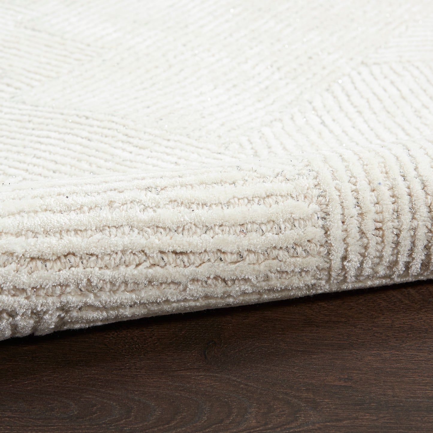 Michael Amini Ma30 Star 5'3" x 7'3" Ivory Modern Indoor Rug