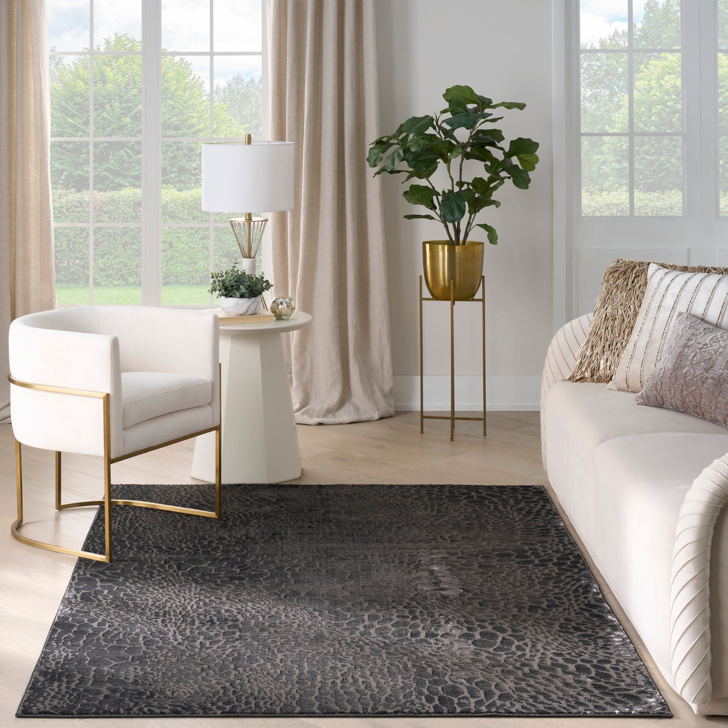 Nourison Desire 3'11" x 5'11" Charcoal Silver Modern Indoor Rug