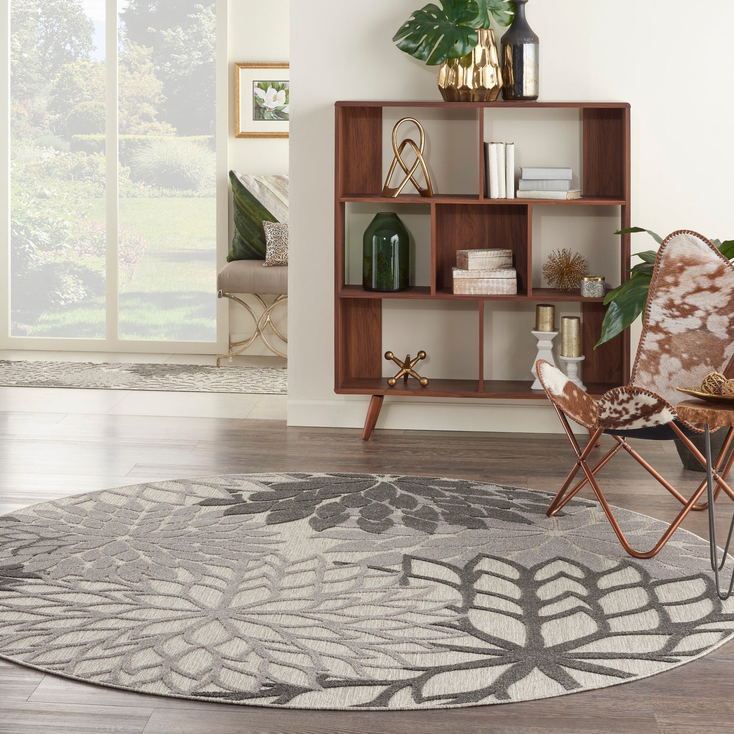 Nourison Aloha 7'10" x Round Silver Grey Tropical Rug